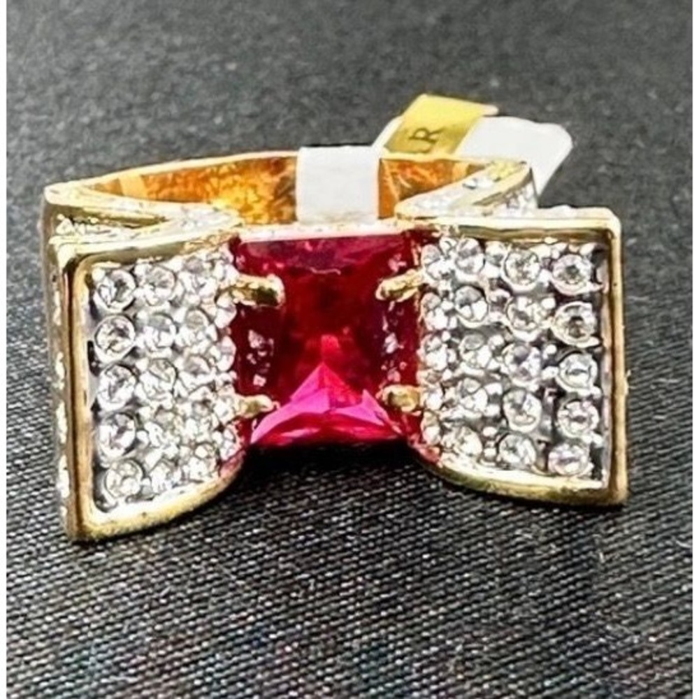 Gold tone‎ ruby red CZ rhinestone Statement ring Size 8
